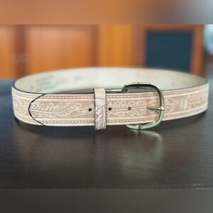 Vintage Oak Leaf & Acorn Genuine Leather Belt